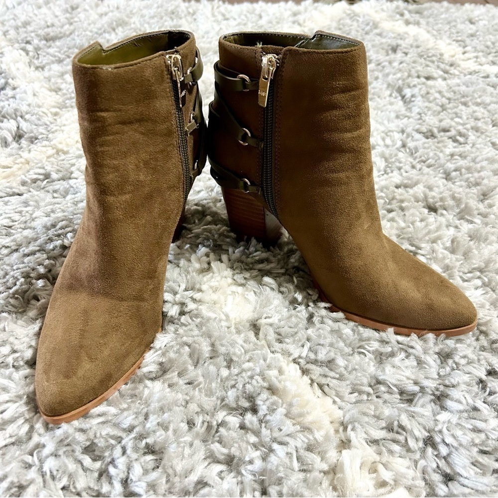 Marc Fisher Kadey Tassel Fringe Suede Ankle Boot sz‎ 5